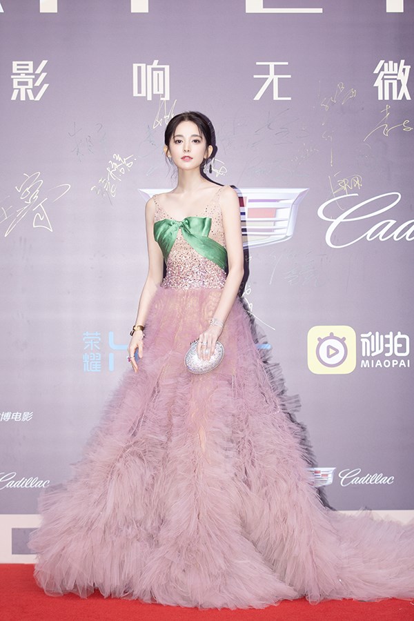 C-actress Gu Li Na Zha Beautiful in Pink with Green Accented Princess ...