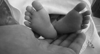 Son Ye Jin Posts Adorable Feet Pic of Her New Baby with Husband Hyun Bin and Thanks Her OB Hospital Staff for Smooth Delivery and Aftercare