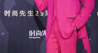 Gong Jun and Deng Wei Have the Rare Male Actor Smacking Shirt Incident in the Same Week