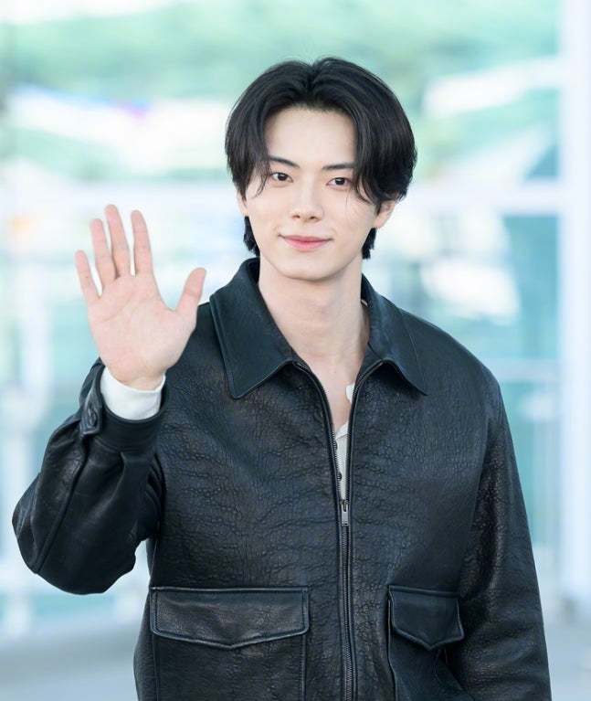 Lee Chae Min Considering New K-drama My Reason to Die Adapted From Webtoon